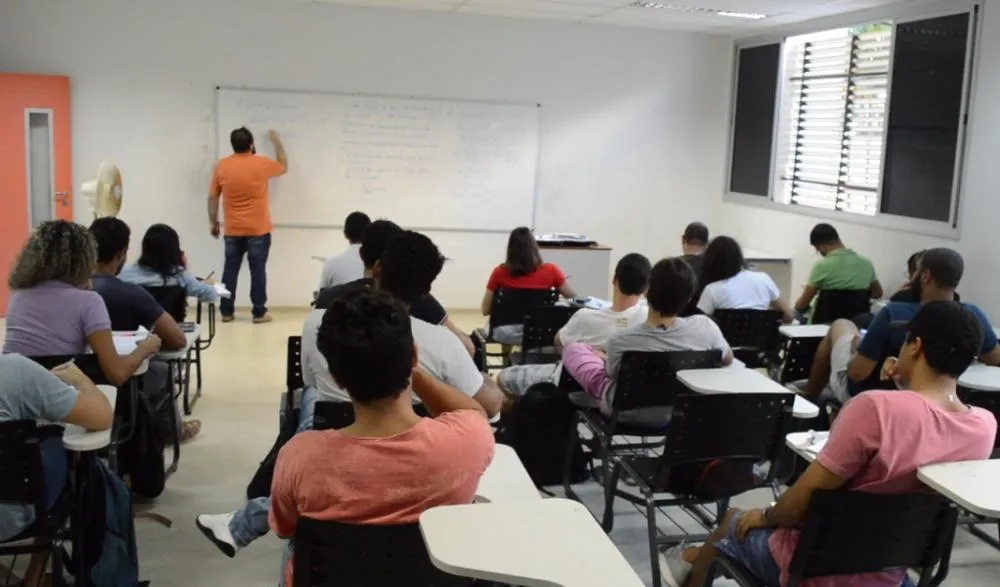 UFRB – Aberto processo seletivo para contratação temporária de professores 