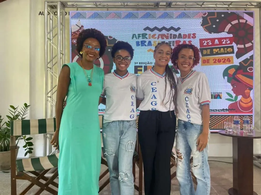 Estudantes dialogam sobre projetos estruturantes na Feira Literária Internacional de Cabaceiras do Paraguaçu