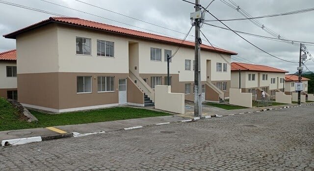 Governo Federal entrega 100 casas do Minha Casa Minha Vida em Muritiba, beneficiando famílias de baixa renda; Bahia foi beneficiada com o total de 14.950 unidades