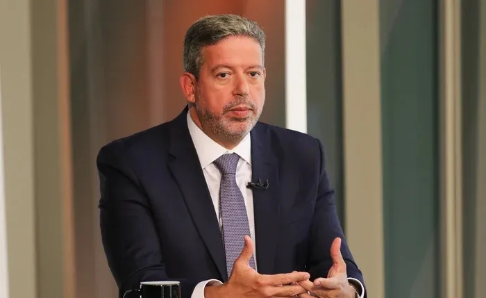 Arthur Lira cria grupo para discutir regras para redes sociais