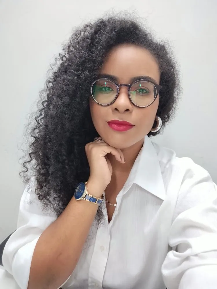 Escritora Mariana Rozario estreia em espaço principal da Flica, em debate literário com Jeferson Tenório, nesta sexta (18)