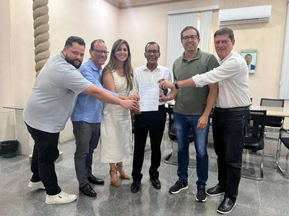 Prefeitura de Santo Antônio de Jesus informa população sobre o início das obras de 496 unidades habitacionais